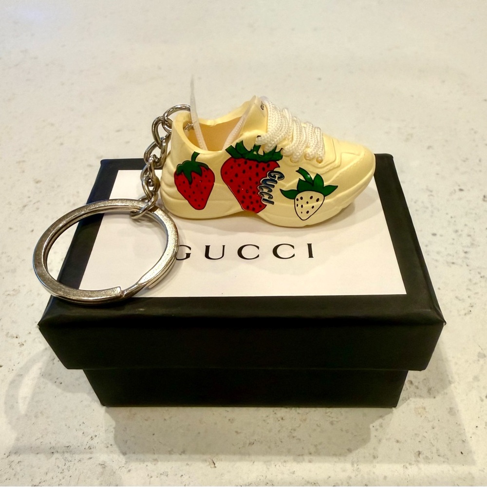 Fashion Key Ring/Bag Charm sneaker strawberry unique‎